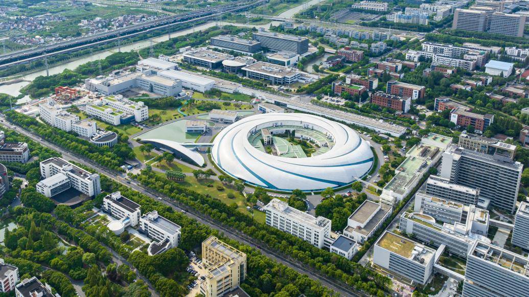Technology and Future: Rise of Pudong and Zhangjiang Science City